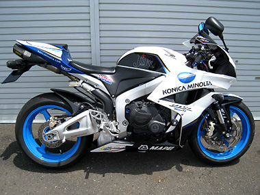 �z���_ CBR600RR