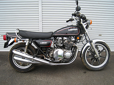 '76 �J���T�L Z900-A4
